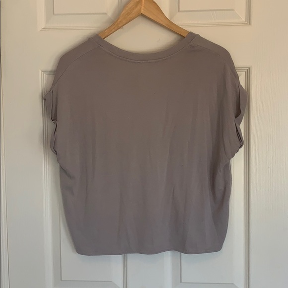 Aritzia - Wilfred Free t-shirt - Picture 2 of 3